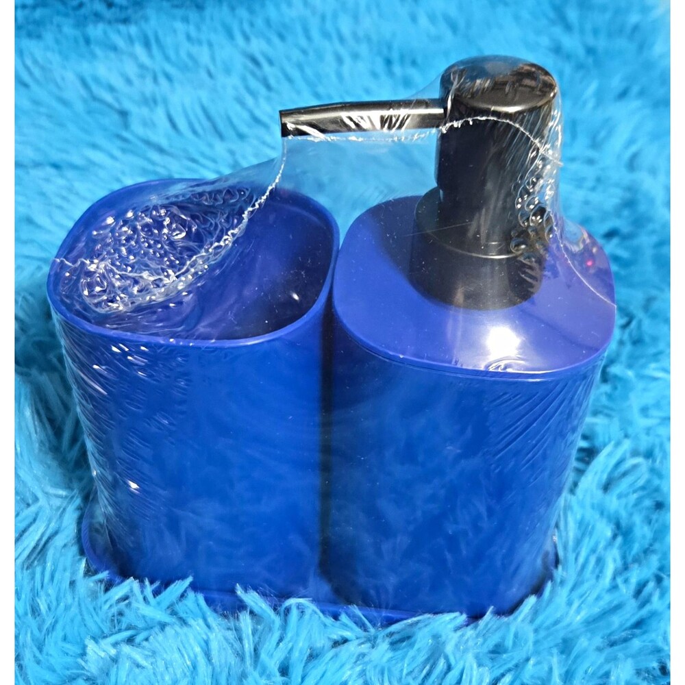 Destination Holiday Blue Modern Plastic Bath Set Soap Dispenser & Sponge Holder